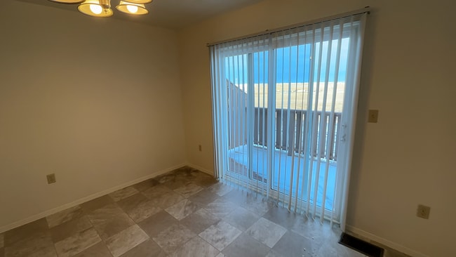 Foto del edificio - 375 Mickelson Ct