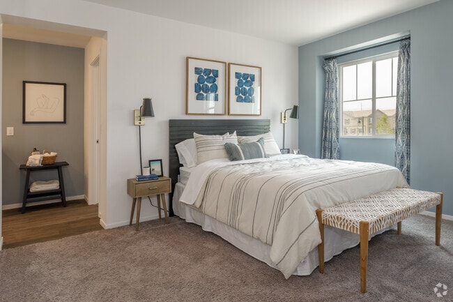 3BR, 2.5BA - 1,547SF - Aspen Vista at Anchor Pointe