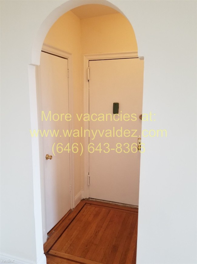 Building Photo - 2 br, 1 bath  - 2184 Barnes Ave