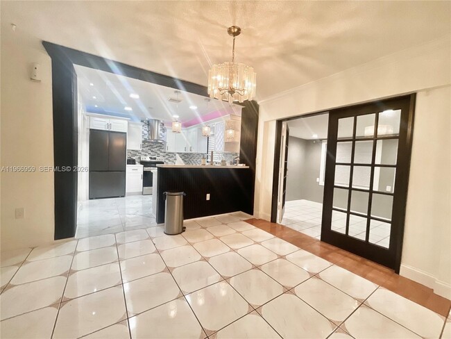 Building Photo - 16490 NE 2nd Ave