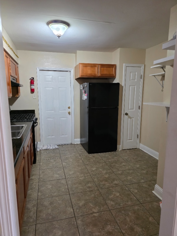 Building Photo - 7636 Alabama St