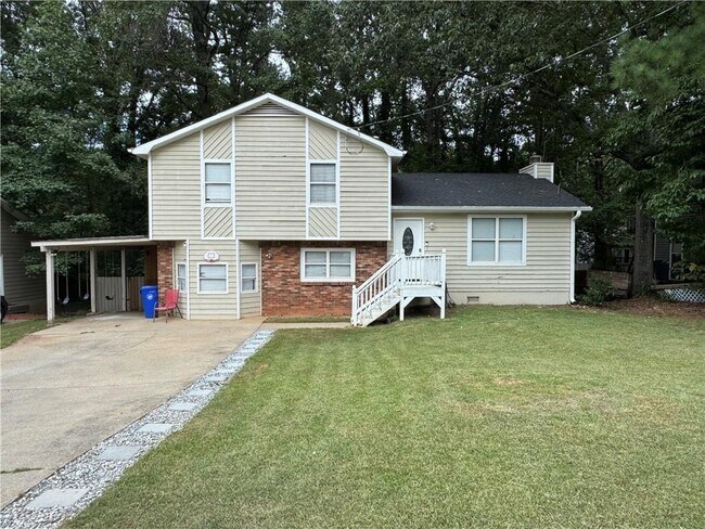 Building Photo - 5382 Zachary Dr