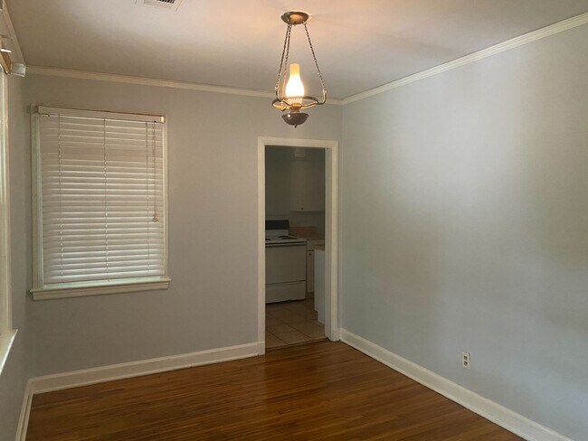 Foto del edificio - 2530 Girard St