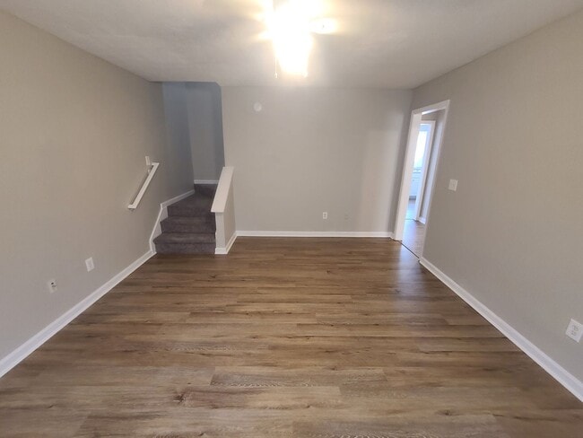 Building Photo - Gorgeous 3BR 2.5BA Home w/ Renovated Kitchen • Fenced Backyard• Garage Parking in Jonesboro