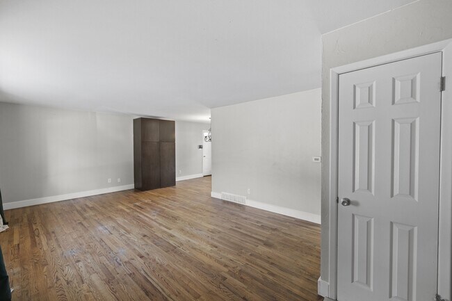 Photo - 1033 Turley Dr House