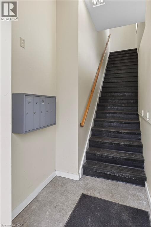 Building Photo - 3 St Andrew St