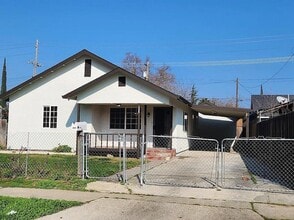 Building Photo - 308 Vine St