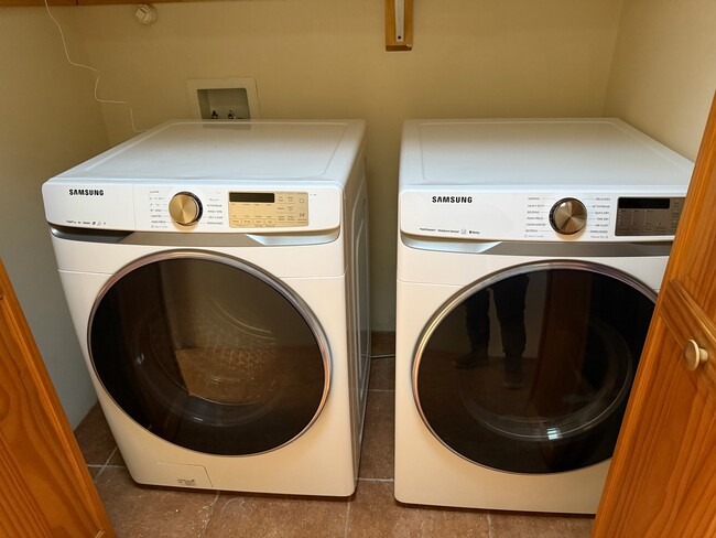 Foto del edificio - 1139 Harrison Rd