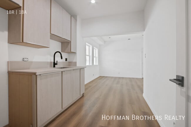 Building Photo - 2694 James M Wood Blvd