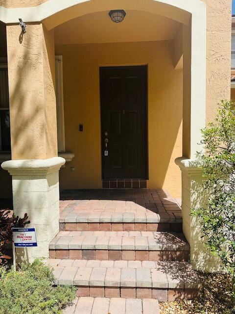 Building Photo - 5245 Sancerre Cir
