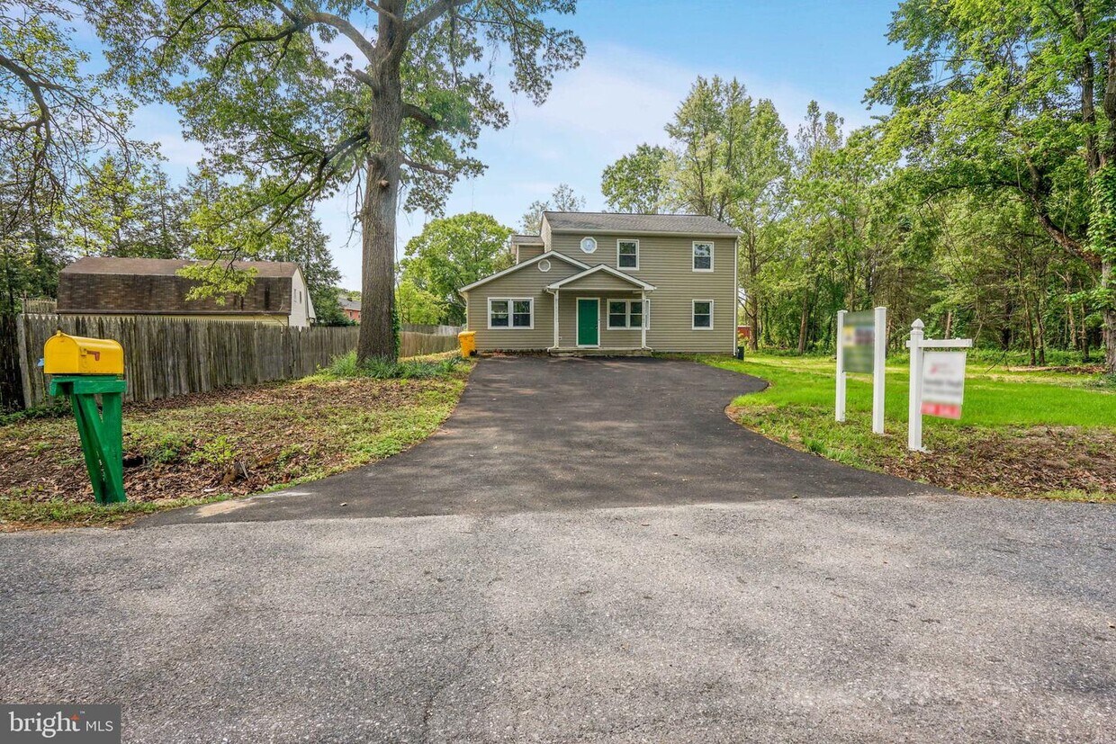 Primary Photo - 1313 Paul Dr