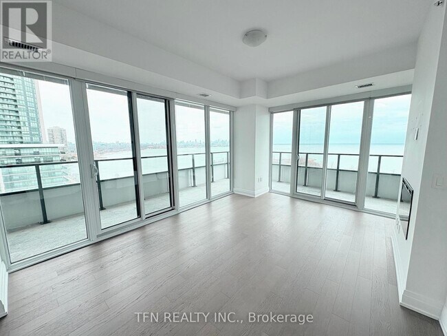 Building Photo - 20-1720 Shore Breeze Dr