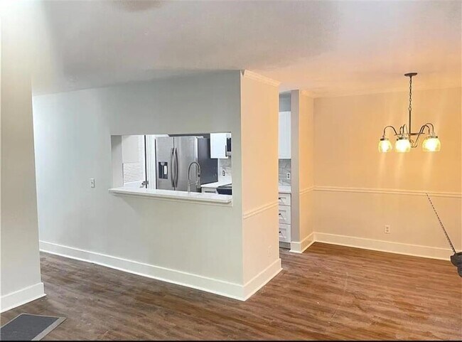 Building Photo - 5514 Mountain Springs Cir