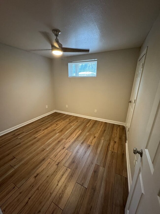 Building Photo - 2 bed & 1 bath, fully updated in Oxford!