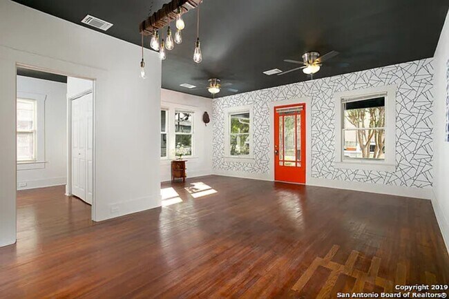 Foto del edificio - 329 Mason St