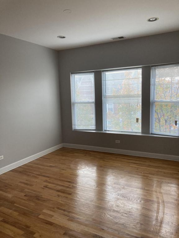 Building Photo - 120 E. 49th St, #307