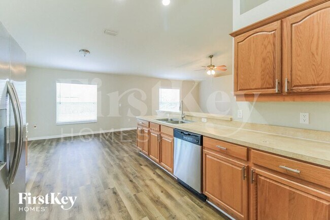 Foto del edificio - 4 Ritchie Pl