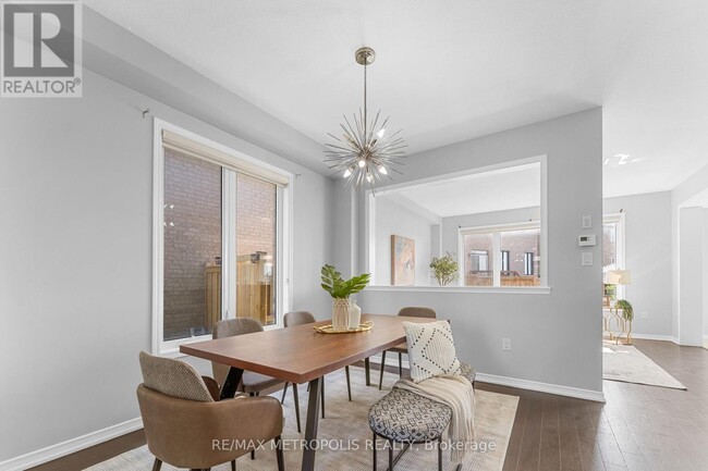 Building Photo - 83 Longboat Run W