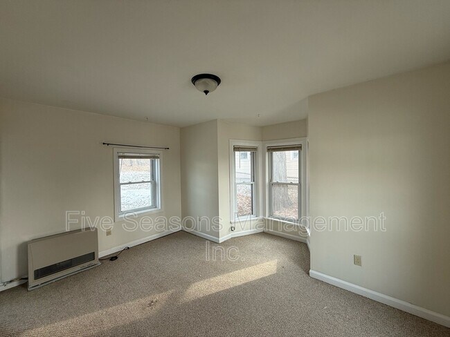 Foto del edificio - 500 St Paul St