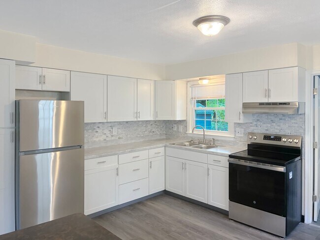 Foto del edificio - 3 Bedroom Northside Gem