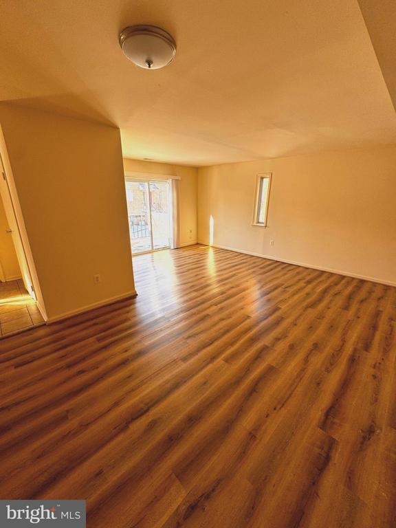 Foto del edificio - 4655 Logsdon Dr