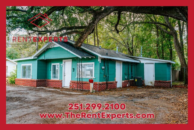 Building Photo - 306 Stocking St