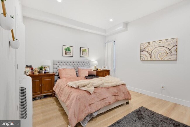 Foto del edificio - 1702 Point Breeze Ave