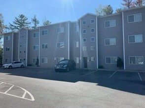 Building Photo - 3212 Brookside Dr