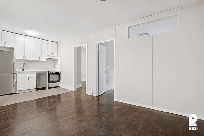 Foto del edificio - 416 W 23rd St