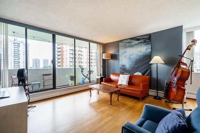 Photo du bâtiment - 4200 Mayberry St