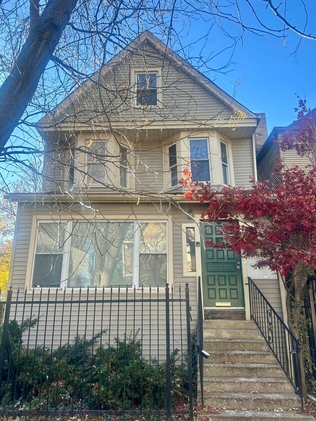 Foto principal - 1501 W Highland Ave