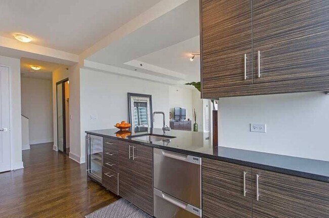 Foto del edificio - 678 W Wayman St