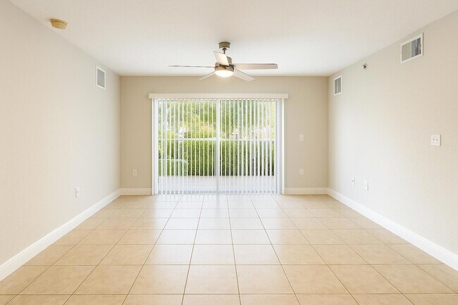Foto del edificio - 171 SW Palm Dr