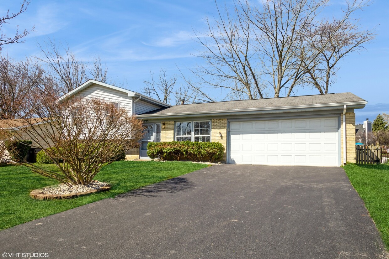 Primary Photo - 215 Red Bridge Rd