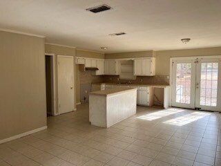 Foto del edificio - 831 Flournoy Lucas Rd