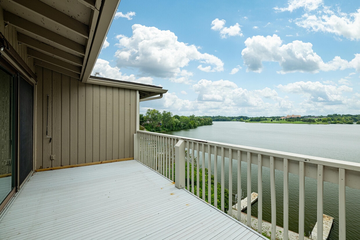 Foto principal - 893 Cliffs Dr