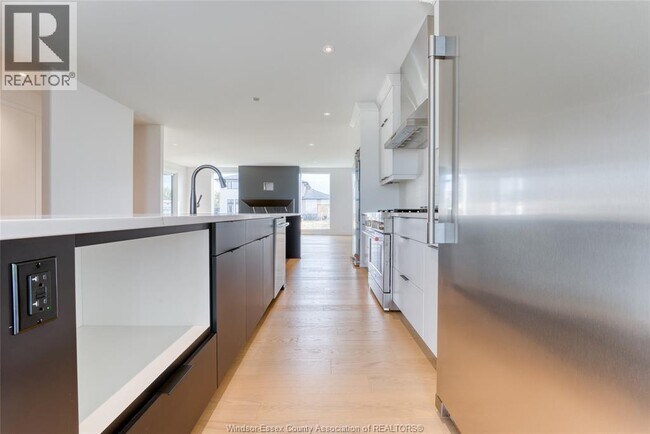 Building Photo - 4561 VALERIO Crescent
