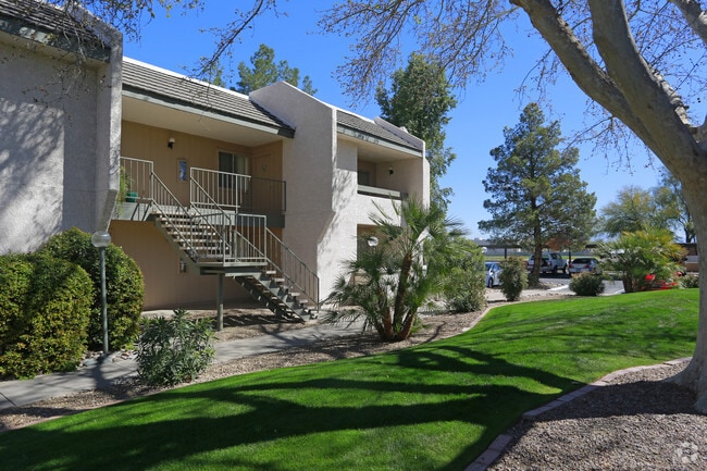 Foto del edificio - The Woods Apartments at Midvale Park