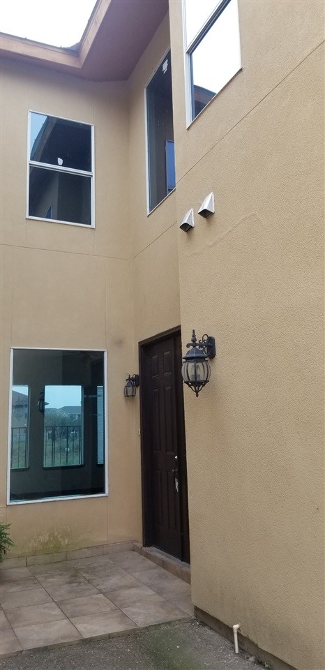 Foto del edificio - 7601 King Arthurs Ct