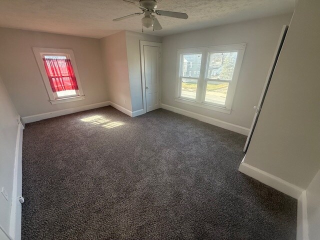 Foto del edificio - 991 Wooster Rd N