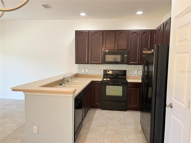 Building Photo - 3817 Black Spruce Ln