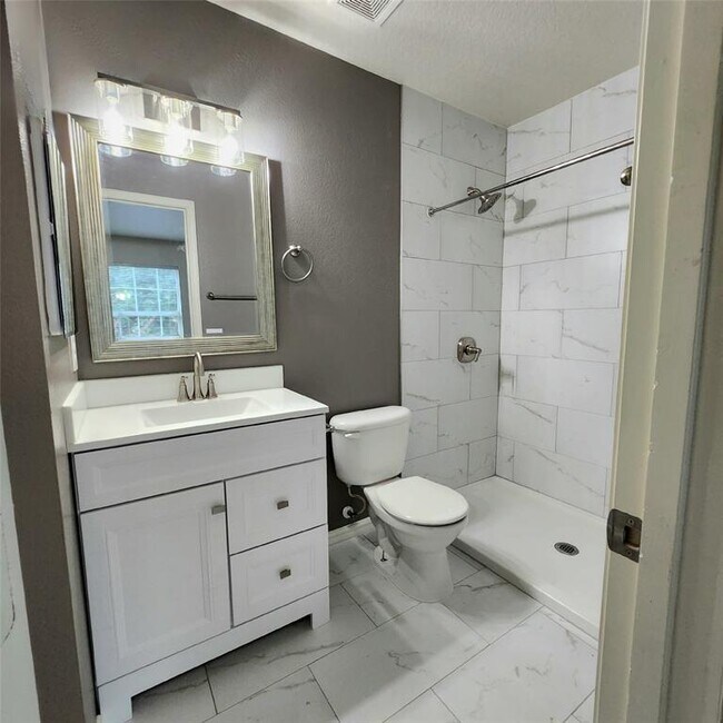Foto del edificio - 29714 Parliament Hills Dr