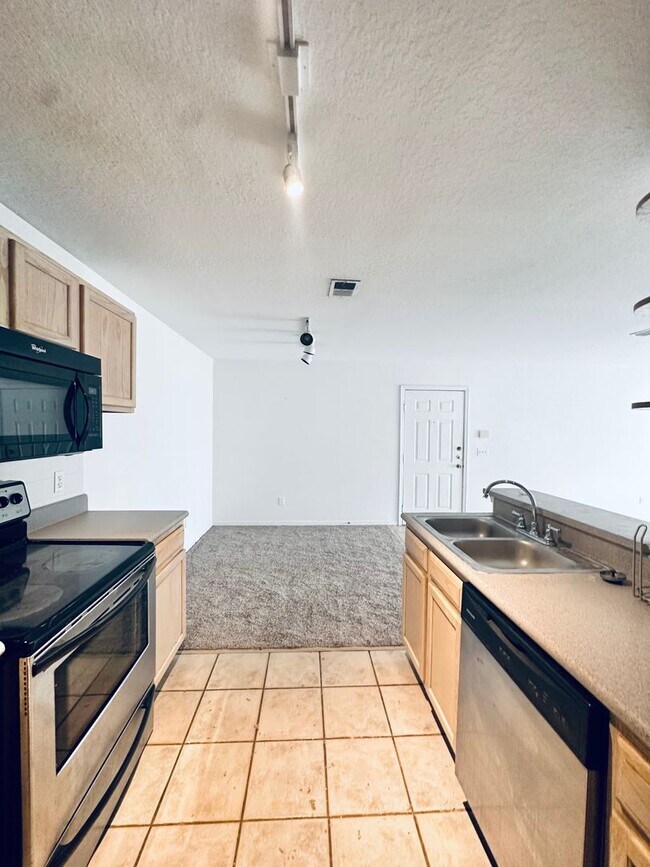 Building Photo - CF Opportunity Fund I LLC - Sand Lake Units