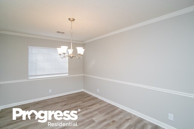 Building Photo - 218 Spring Hill Dr