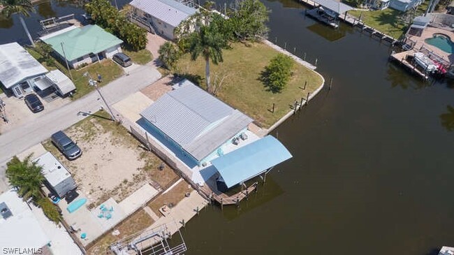 Building Photo - 2555 Cay Cove