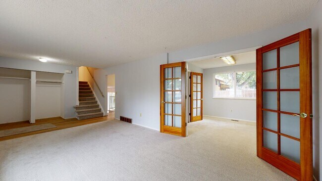 Building Photo - 3008 S Mobile Way