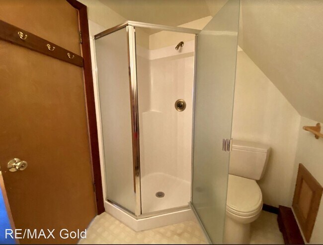 Building Photo - 4 br, 3 bath House - 1660 Pine Cone Circle