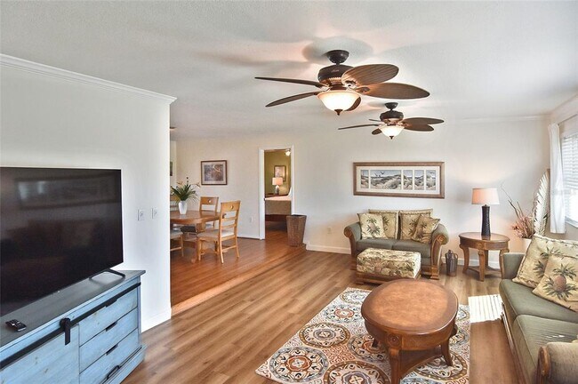 Building Photo - 255 Caddy Rd