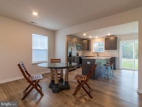Building Photo - 617 R Wilson Lp
