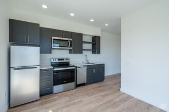 #215 1 BD, 1 BA - 414SF Kitchen - Proctor Flats